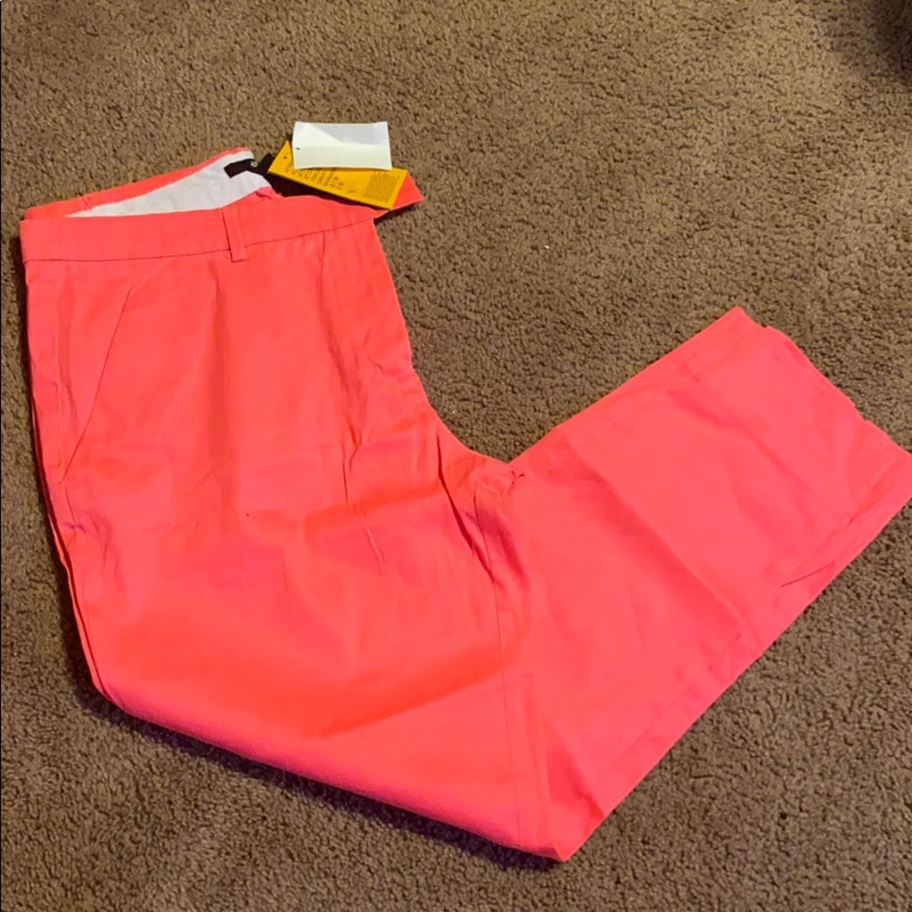 BNWT pink chinos